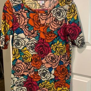 LuLaRoe flower shirt
